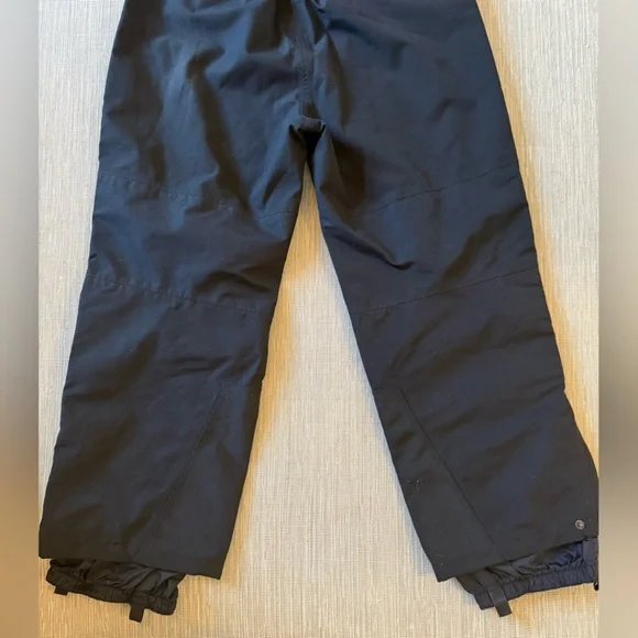 Mountain Hardwear Black Gore-Tex Snow/Ski Pants - Picture 8 of 10